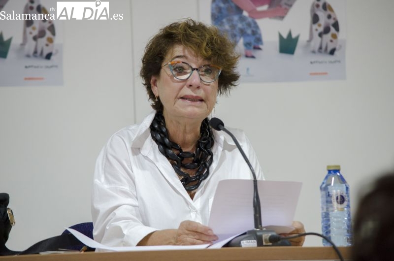 Pilar Salamanca en la Feria del Libro: Poesía incendiada en su nuevo libro